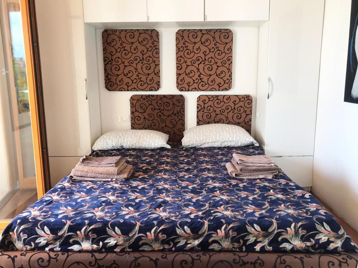 Luxury Apartments - Le Fate - Residence With Pool 马内尔巴 外观 照片